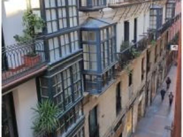Apartamento de 2 habitaciones en alquiler en Casco Viejo, gastos incluidos