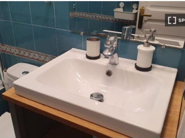 Apartamento de 2 habitaciones en alquiler en Centro, se admiten parejas