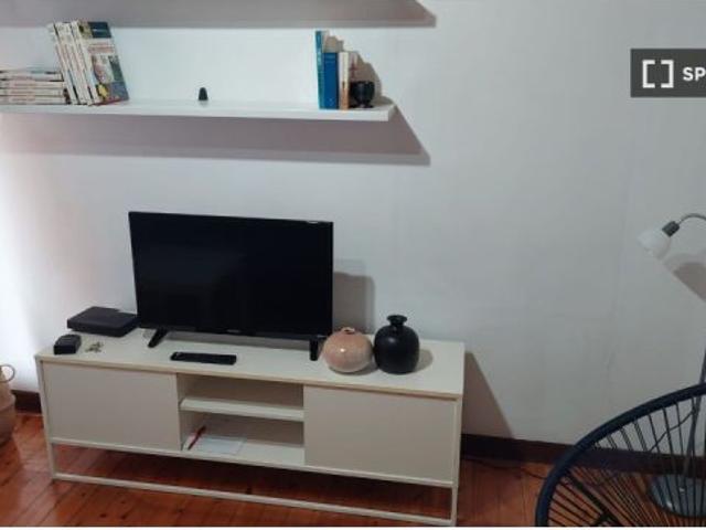 Apartamento de 2 habitaciones en alquiler en Chalets La Tierruca