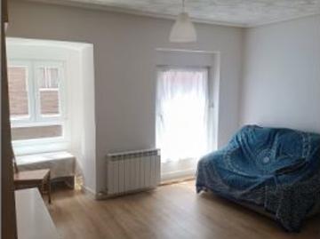Apartamento de 2 habitaciones en alquiler en Circular, se admiten parejas