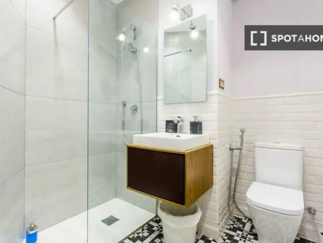 Apartamento de 2 habitaciones en alquiler en El Gòtic, Barcelona