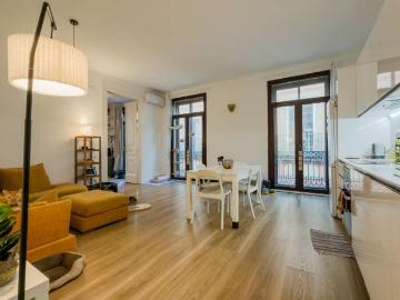Apartamento de 2 habitaciones en alquiler en El Gòtic, Barcelona