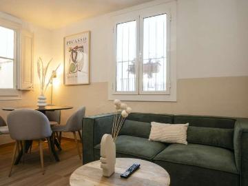 Apartamento de 2 habitaciones en alquiler en El Gòtic, Barcelona