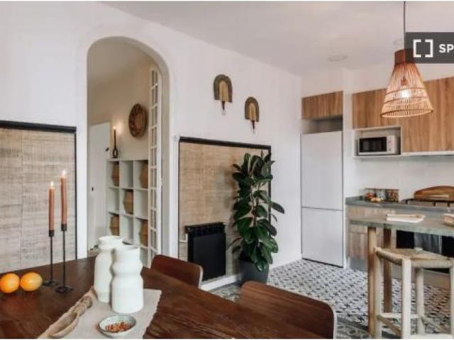 Apartamento de 2 habitaciones en alquiler en El Poblenou, se admiten mascotas