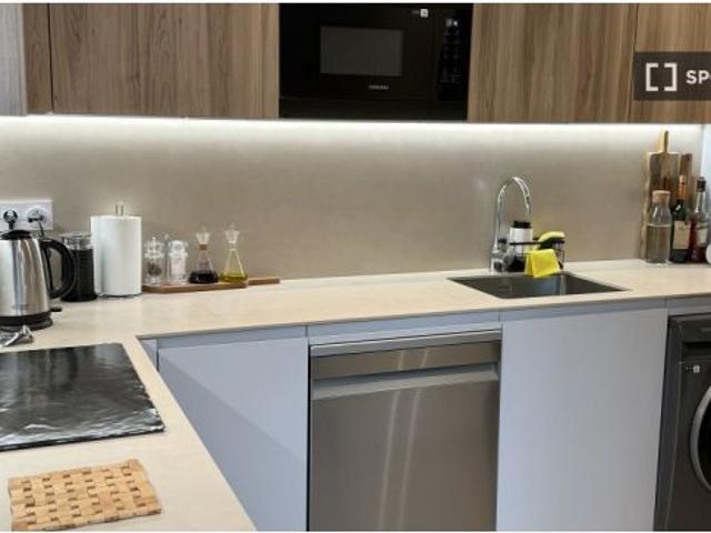 Apartamento de 2 habitaciones en alquiler en Guindalera, gastos incluidos, ideal para profesionales