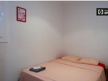 Apartamento de 2 habitaciones en alquiler en La Torrassa, ideal para profesionales, parejas o estudi