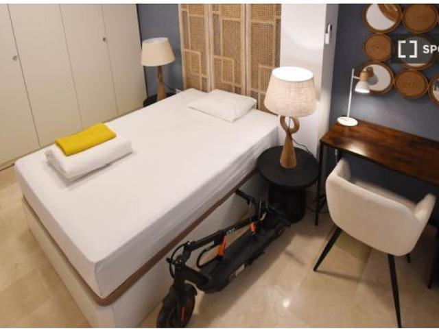 Apartamento de 2 habitaciones en alquiler en La Trinidad Este, servicios incluidos