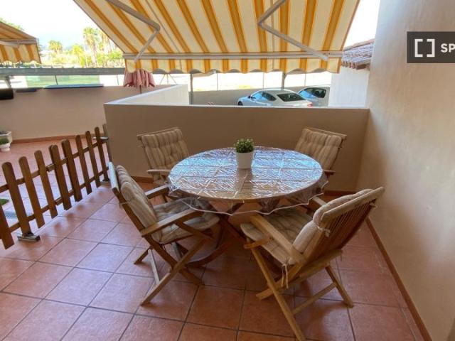 Apartamento de 2 habitaciones en alquiler en Piles, Valencia