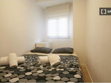 Apartamento de 2 habitaciones en alquiler en Puerta Bonita