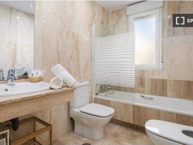 Apartamento de 2 habitaciones en alquiler en Rancho, Marbella