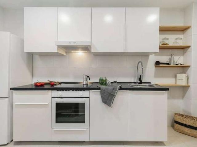 Apartamento de 2 habitaciones en alquiler en Sant Marti, Barcelona