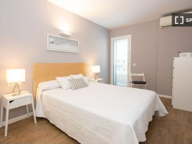 Apartamento de 2 habitaciones en alquiler en Santa Catalina, todos los gastos incluidos