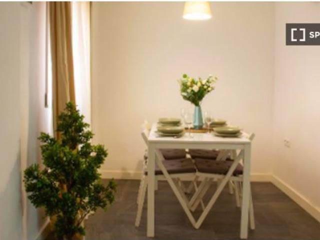 Apartamento de 2 habitaciones en alquiler en San Felipe Neri, con todos los gastos incluidos, ideal