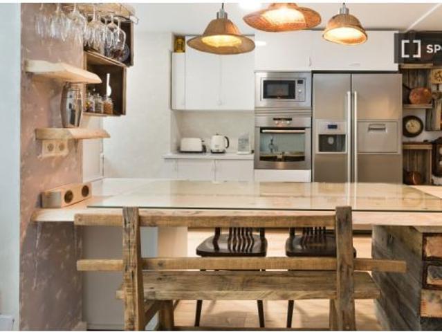 Apartamento de 2 habitaciones en alquiler en San Fermín, Madrid