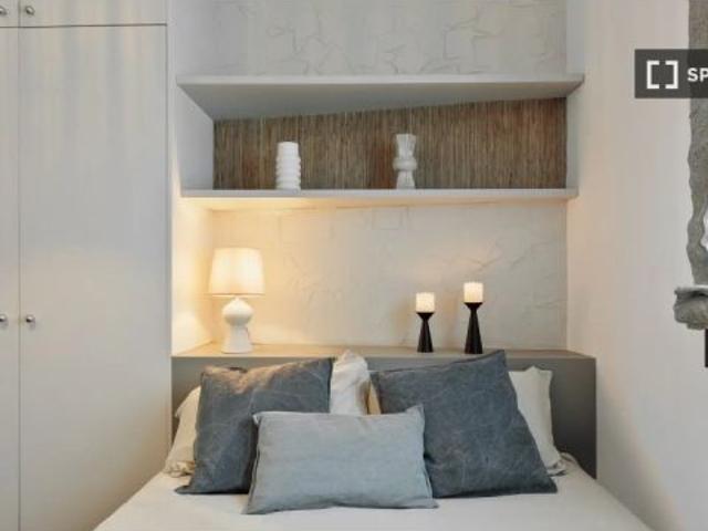 Apartamento de 2 habitaciones en alquiler en Sarria, gastos no incluidos
