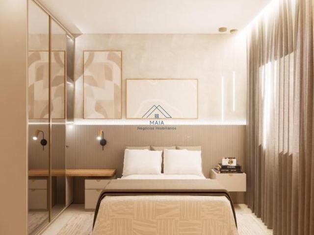Apartamento de 2 quartos com suíte e varanda