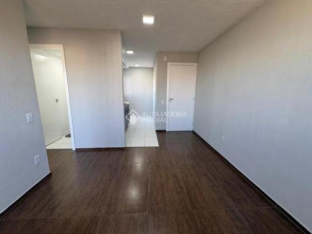 Apartamento de 2 quartos com 1 vaga à venda no bairro Sarandi em Porto Alegre