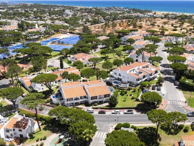 Apartamento de 2 quartos à venda no Vale do Lobo Golf Resort. 211m² Almancil