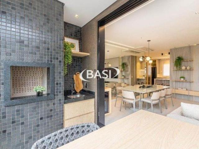 Apartamento de 2 Quartos a Venda no Agua Verde Edificio Le Sense / 2 Suites