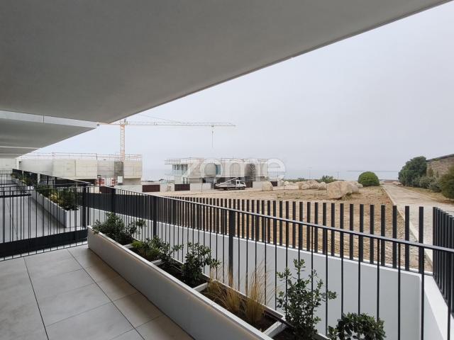 Apartamento de 2 quartos em Seca do Bacalhau com vistas deslumbrantes para o mar