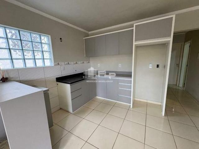 APARTAMENTO DE 2 QUARTOS NO LOT. COLINA