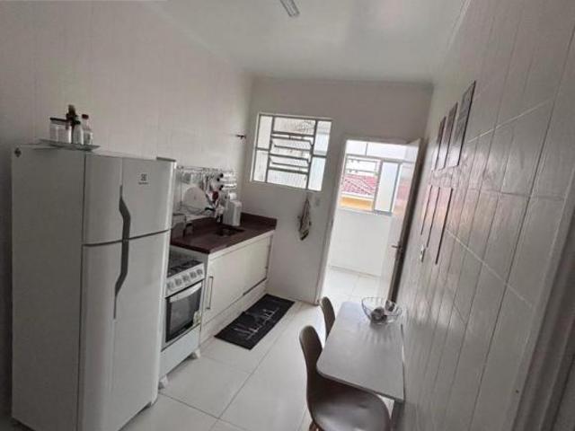 Apartamento de 2 Quartos na Encruzilhada: Ótima Oportunidade de Investimento em Santos SP!