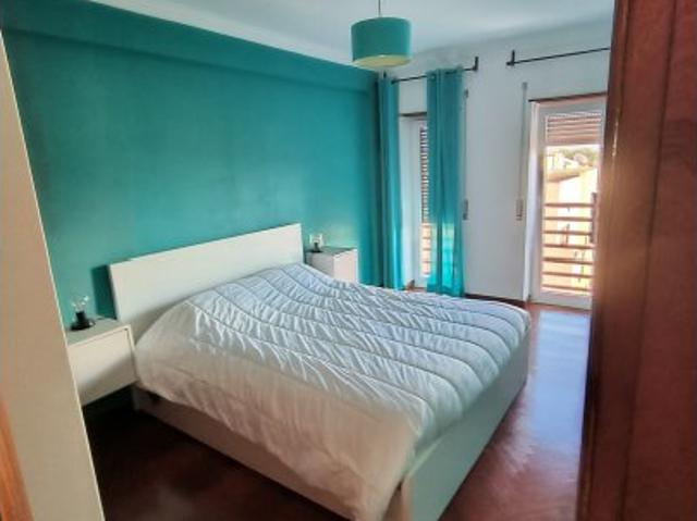 Apartamento de 2 quartos para alugar em Almada, Lisboa