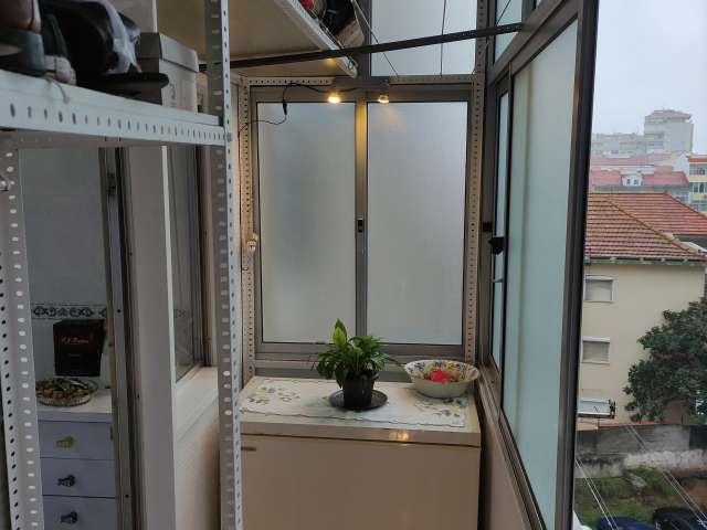 Apartamento de 2 quartos para alugar em Almada, Lisboa