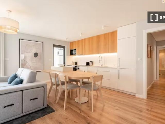 Apartamento de 2 quartos para alugar em Lisboa