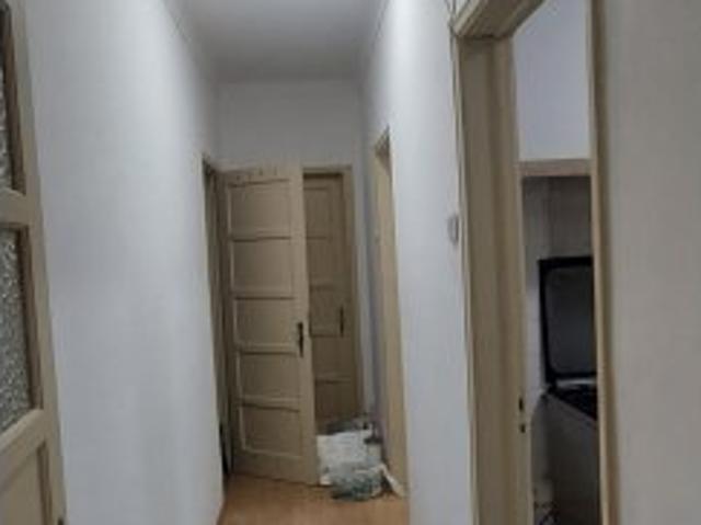 Apartamento de 2 quartos para alugar na Amadora