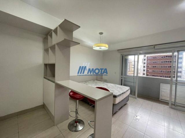 Apartamento de 33 m² na Visconde de Guarapuava Centro Curitiba PR, aluguel por R$ 2.100/mês