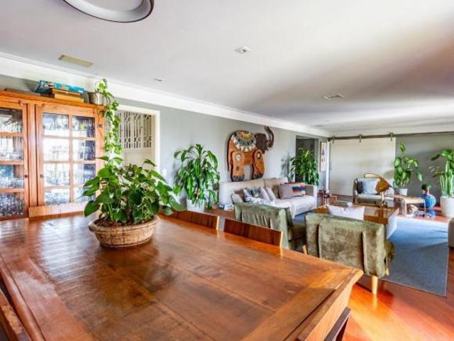 Apartamento de 300 m², 4 quartos em Vila Andrade, São Paulo