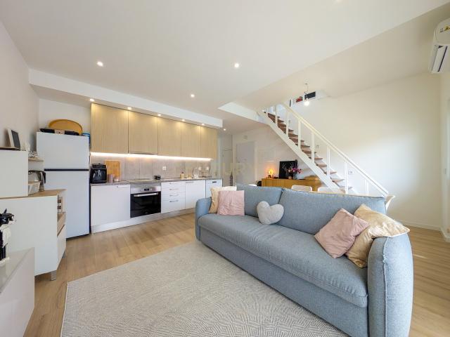 Apartamento de 3+1 assoalhadas totalmente renovado. 2 Varandas
