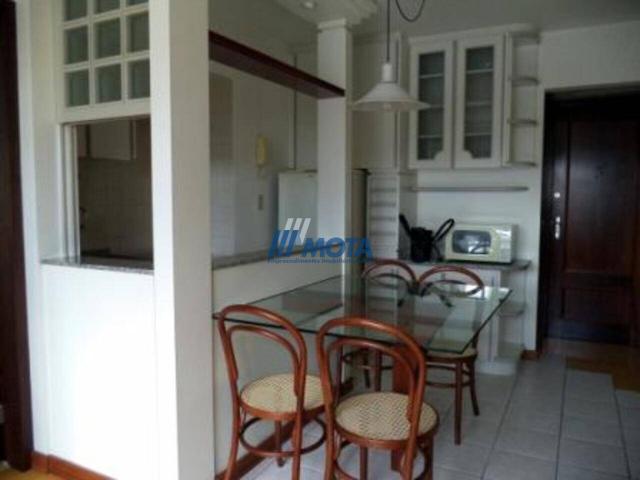 Apartamento de 32 m² na da Paz Centro Curitiba PR, aluguel por R$ 1.760/mês