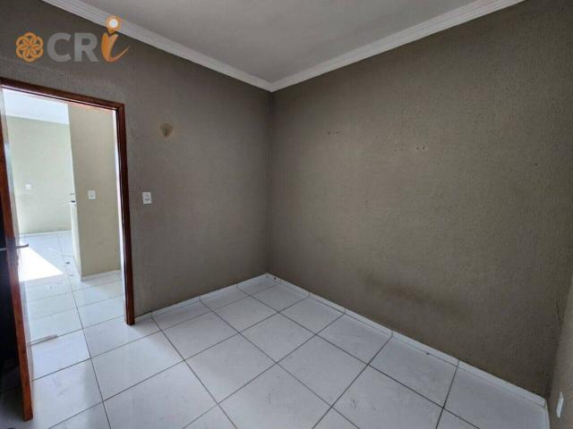 Apartamento de 34 m² na Carneiro de Mendonça Demócrito Rocha Fortaleza CE, aluguel por R$ 650/mês