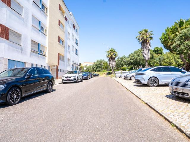Apartamento de 3 assoalhadas na Quinta do Castelo – Santa Iria de Azóia