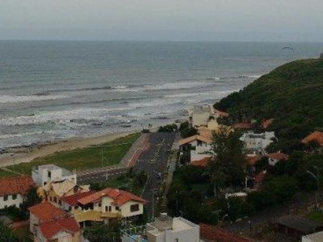Apartamento de 3 Dormitórios na Prainha