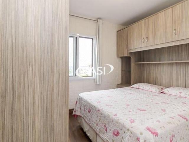 Apartamento de 3 dormitorios a Venda no Abranches com Vista para o Portal do Parque Tangua