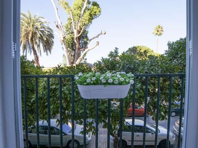 Apartamento de 3 dormitorios con balcón en alquiler en Triana, Sevilla