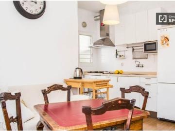 Apartamento de 3 dormitorios con hermosa terraza en alquiler en Horta Guinardó