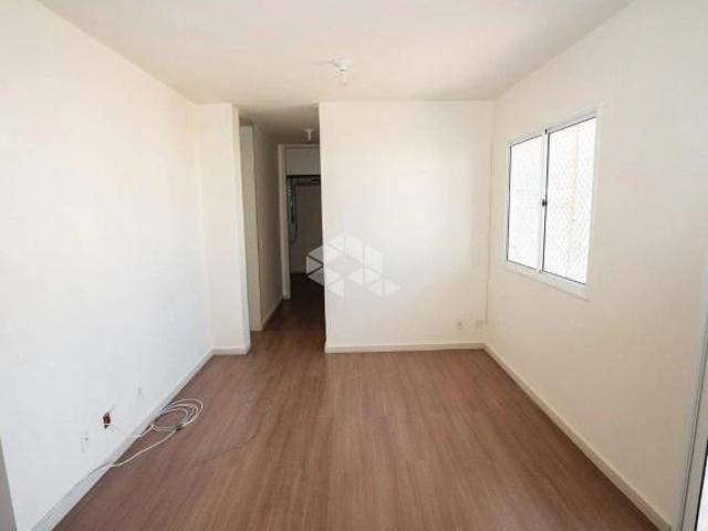 Apartamento de 3 dormitórios e 1 vaga de garagem, no bairro Humaitá, em Porto Alegre