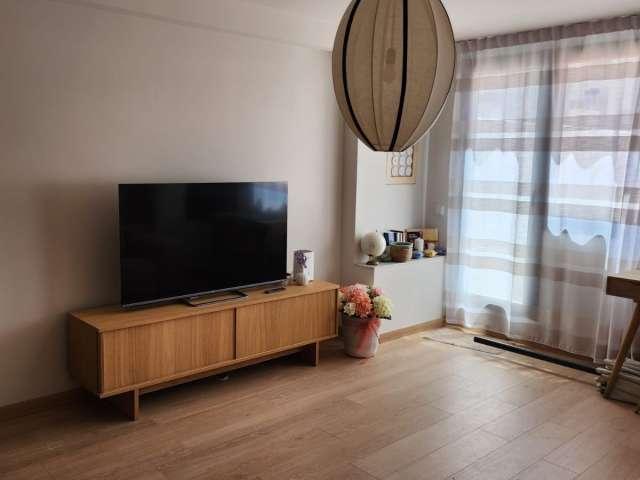 Apartamento de 3 dormitorios en alquiler en Aiora, Valencia