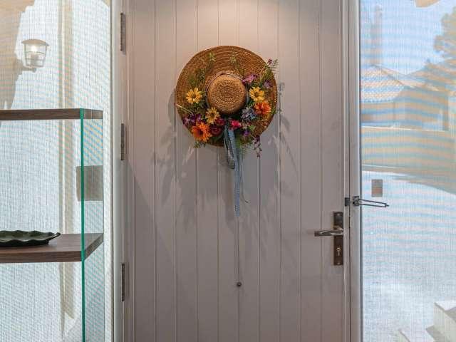 Apartamento de 3 dormitorios en alquiler en Aloha, Málaga