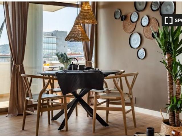 Apartamento de 3 dormitorios en alquiler en Barcelona