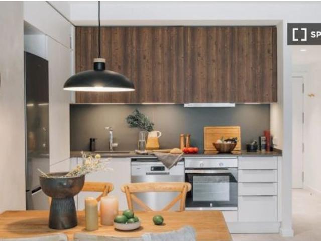 Apartamento de 3 dormitorios en alquiler en Barcelona
