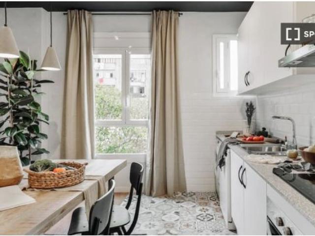 Apartamento de 3 dormitorios en alquiler en Barcelona