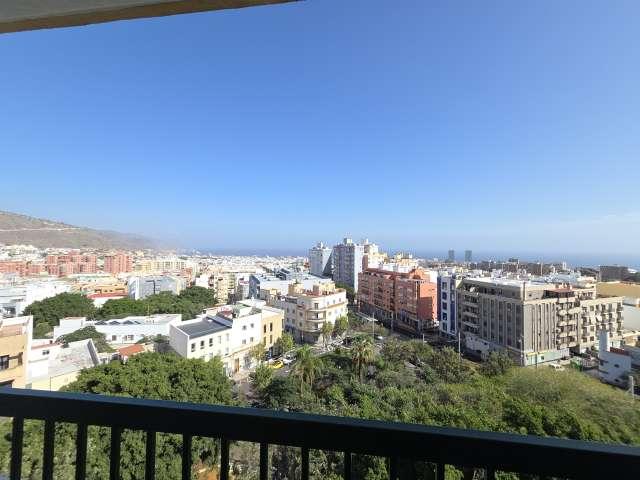 Apartamento de 3 dormitorios en alquiler en El Perú, Tenerife
