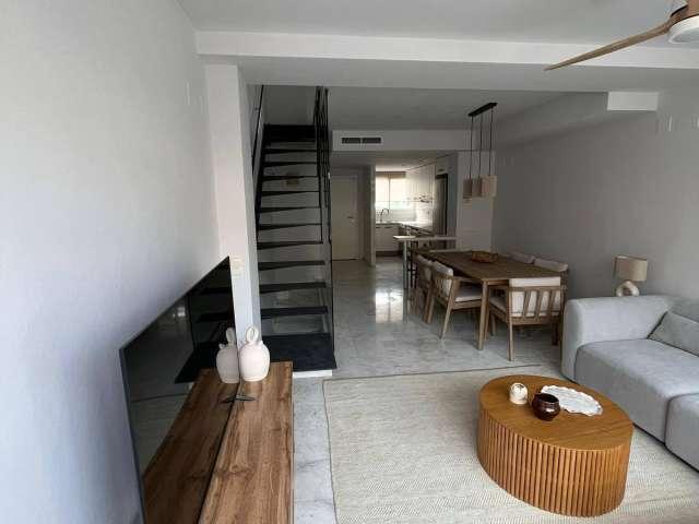 Apartamento de 3 dormitorios en alquiler en Jávea, Alicante