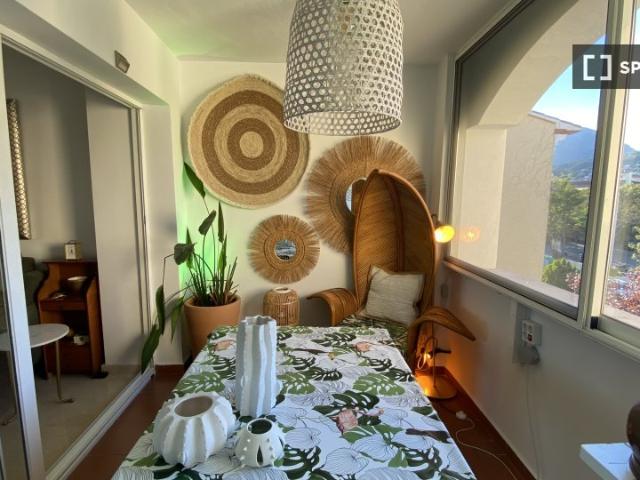 Apartamento de 3 dormitorios en alquiler en Jávea, Alicante