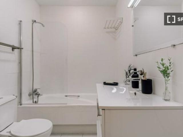 Apartamento de 3 dormitorios en alquiler en Lista